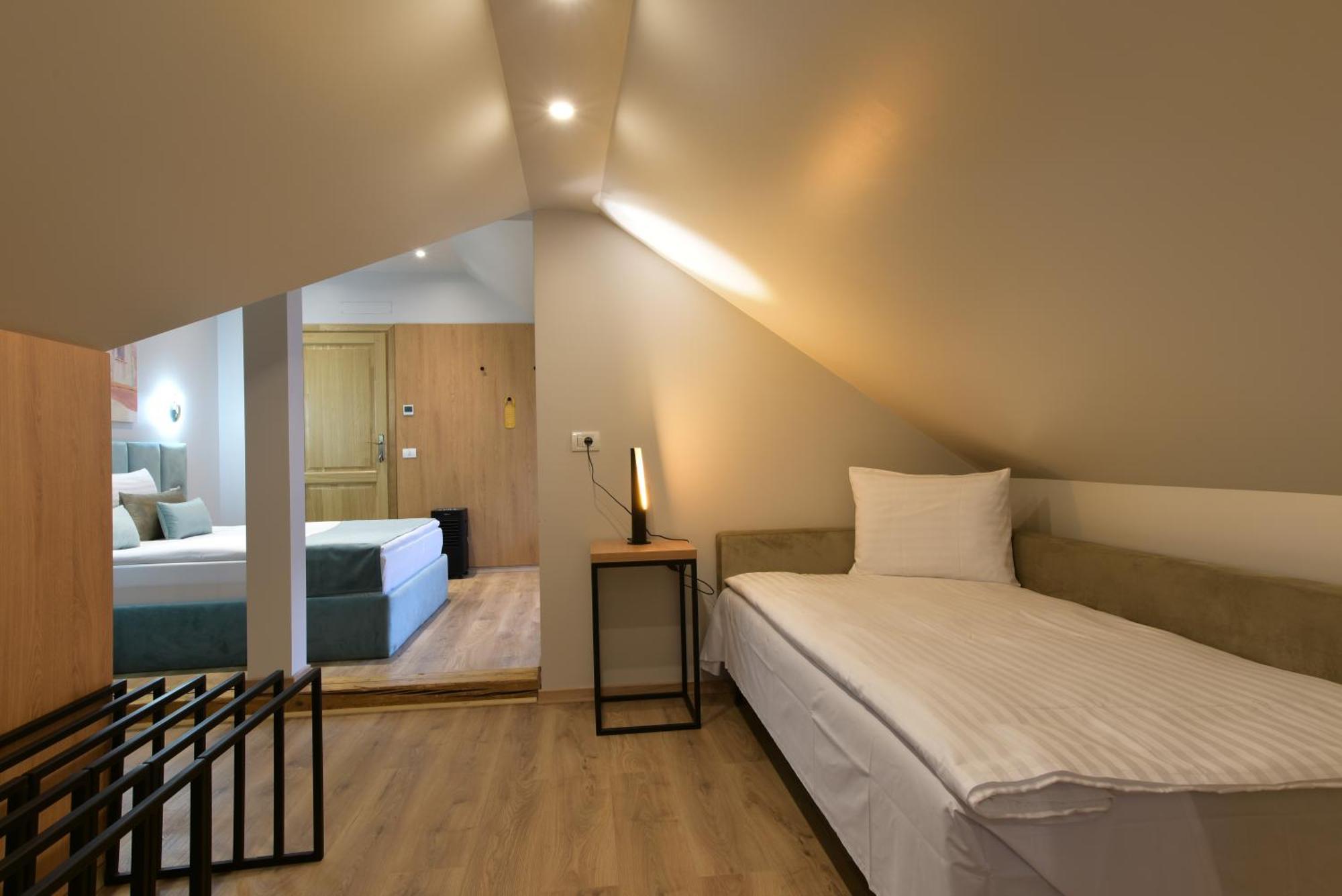 Prinz Gregor Hotel Brasov Bagian luar foto